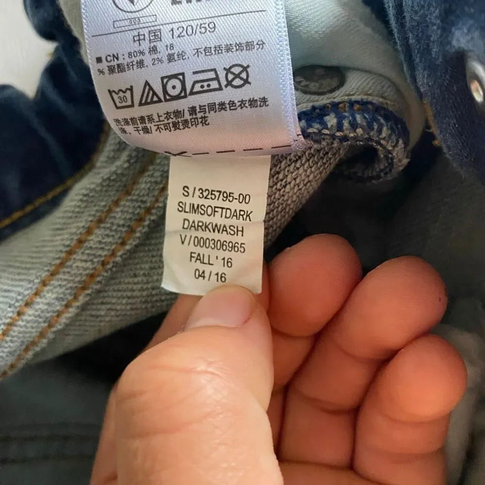 Boys Dark Wash Slim Jeans Size 5–6 Adjustable Waist Soft Denim